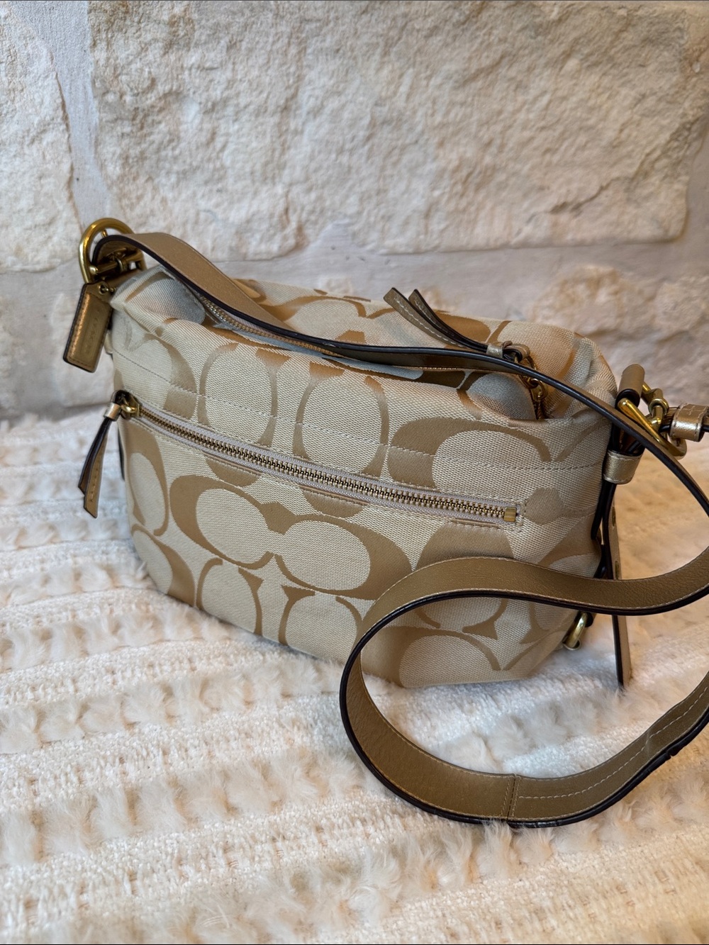Coach Khaki/Chalk Signature Canvas Shoulder Bag - Like New, Vibrant - Picture 7 of 12